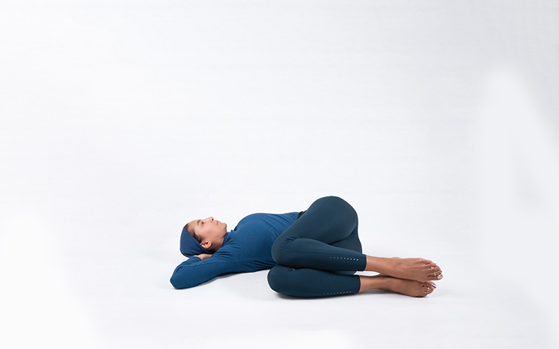 پیچش ستون فقرات در حالت خوابیده (Supine Twist)